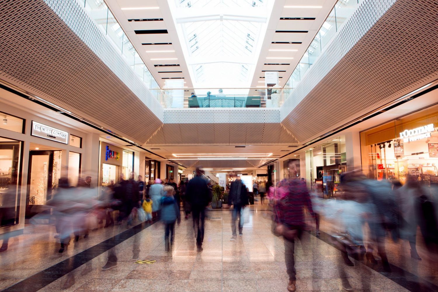 Meadowhall Shopping In Sheffield Shops Restaurants Cinema